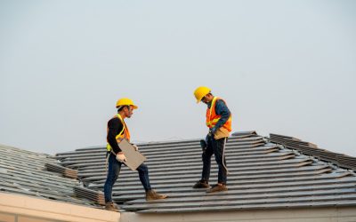 Commercial Roofing Contractors in Naples, FL: The Causes And Signs Of Wear & Tear of Your Roof